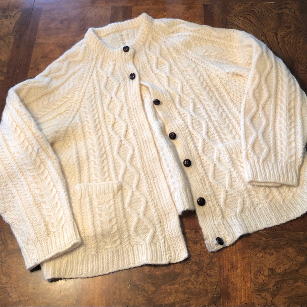 ❤️❤️❤️VTG WOOL SWEATER❤️❤️❤️Oversized and boxy❤️
